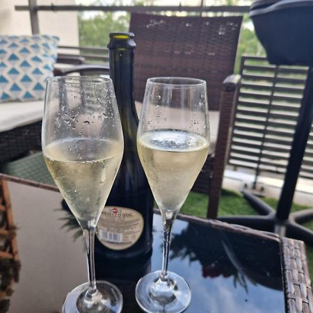 Modern And Confortable Apartment Close To Paris Bois-Colombes Zewnętrze zdjęcie
